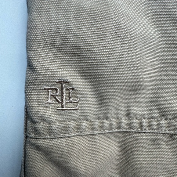 Lauren Ralph Lauren Woman’s Tan Cargo Shorts Size 6P - Picture 6 of 12